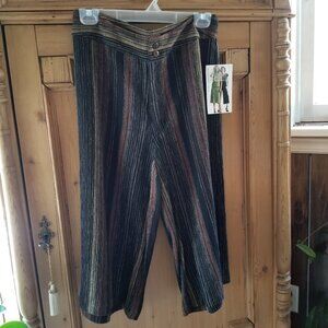 NWT WHITE STAG WOMEN'S GAUCHO PANTS